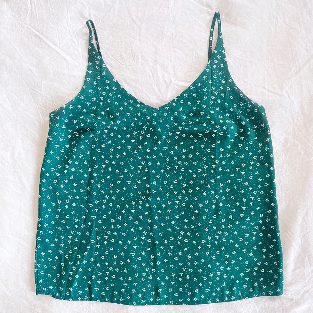 {Banana Republic} Silky Printed Camisole with Lining